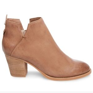 Steve Madden Reflect Booties